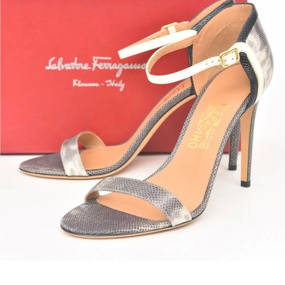 SALVATORE FERRAGAMO Glad
Gray White Lizard Leather Pump
Heels - Picture 7 of 10